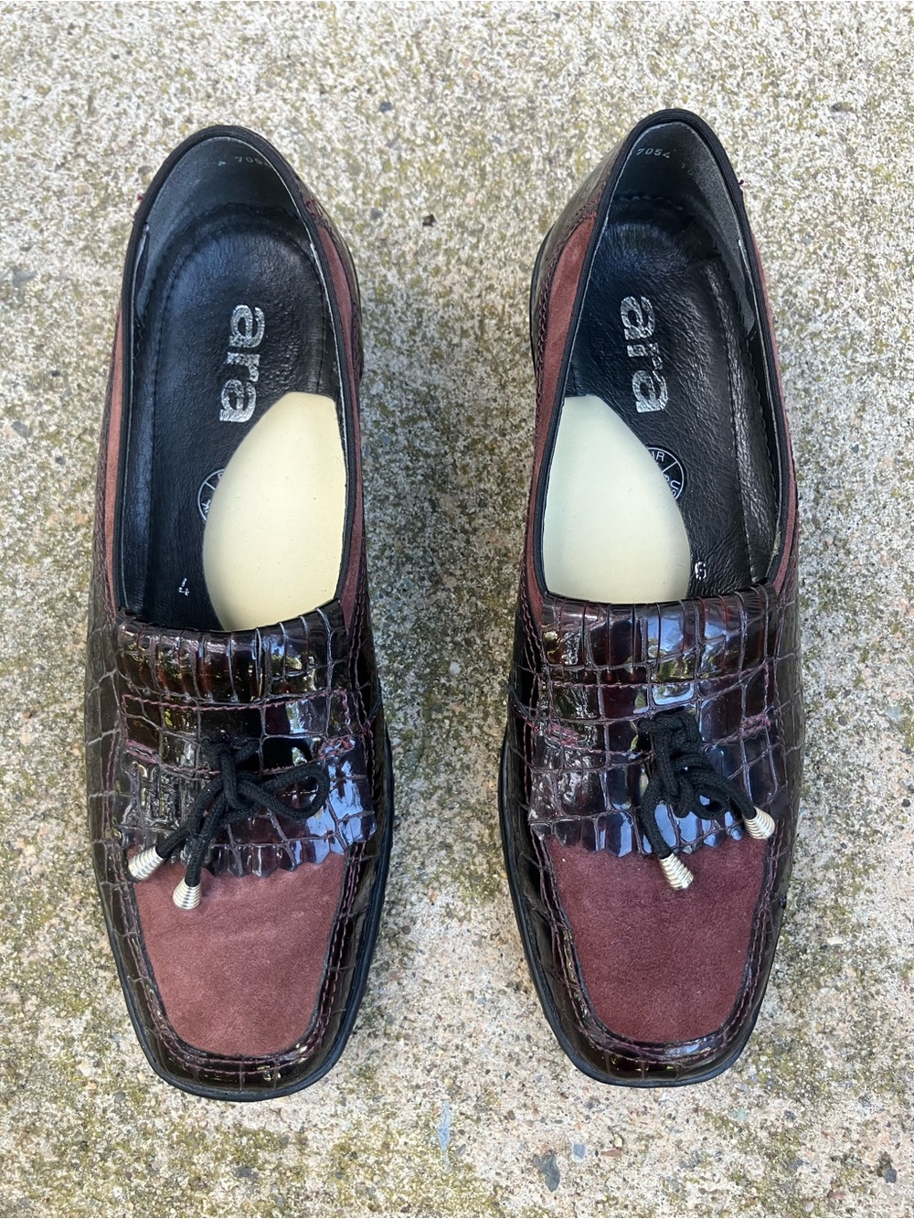 Ara  Burgundy Croc-Embossed Leather & Suede Slip-On Loafers
